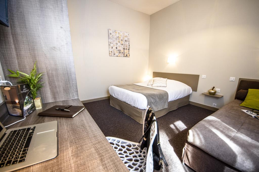 Hotel De La Pommeraie Le Mans Luaran gambar