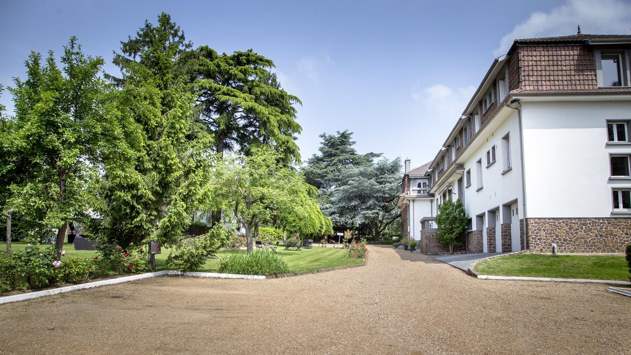 Hotel De La Pommeraie Le Mans Luaran gambar